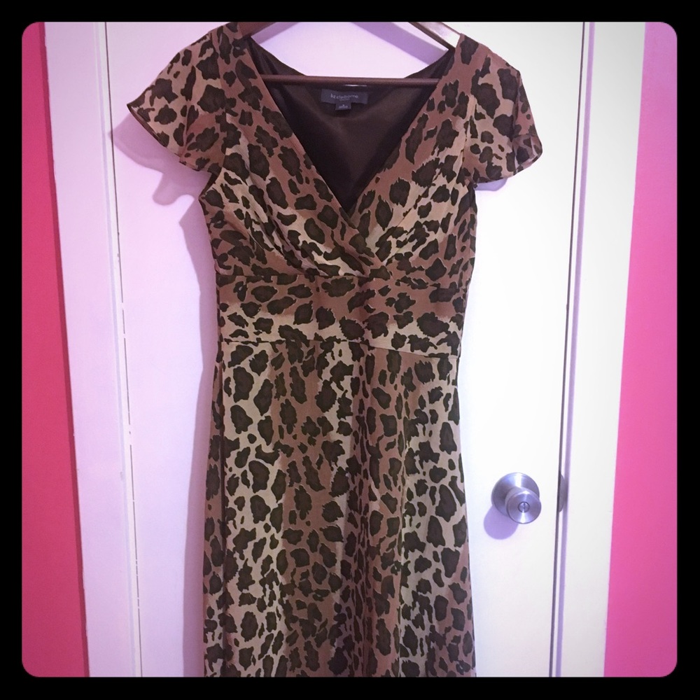 Stunning Print Dress!